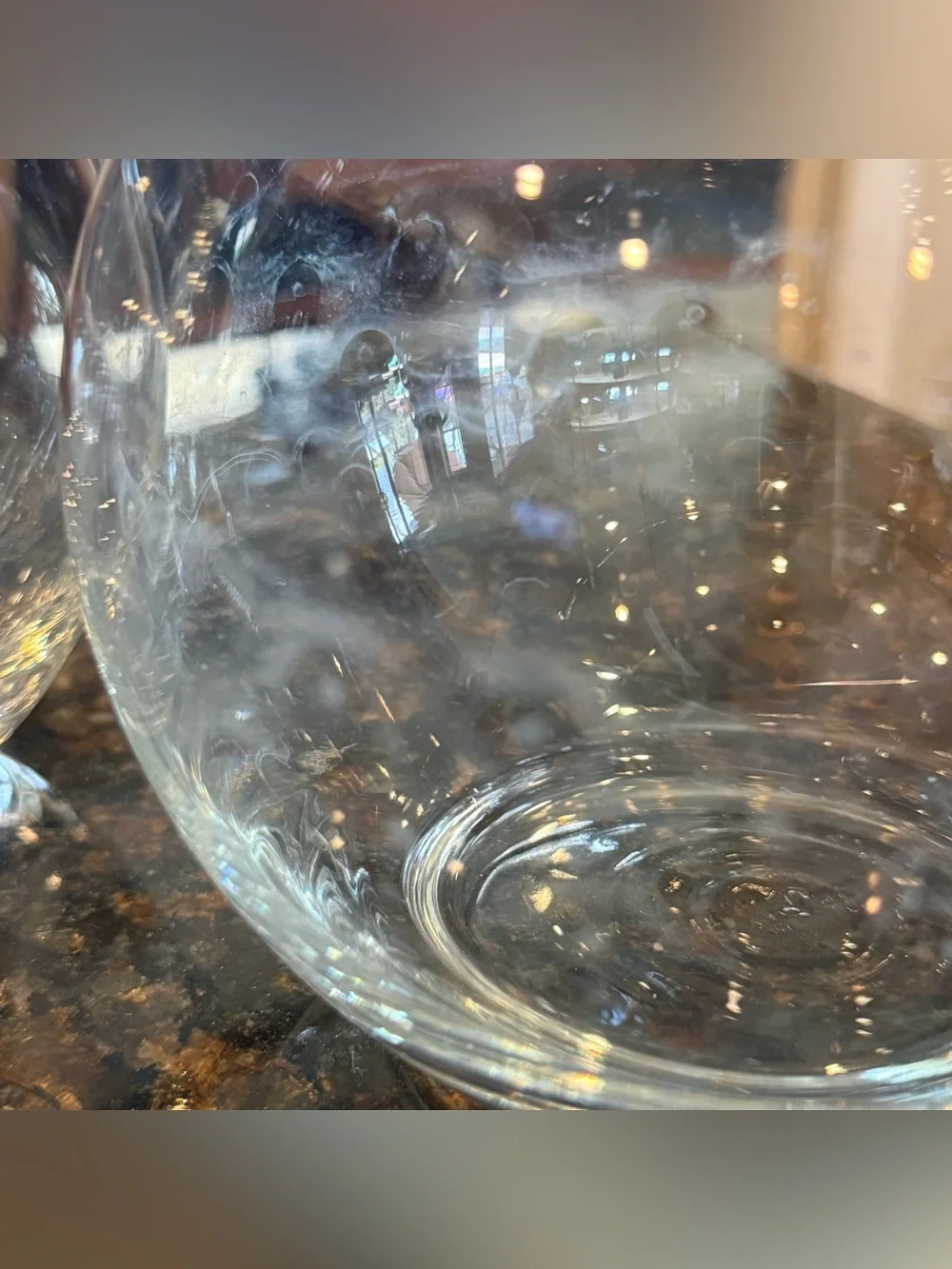 Set of 2 Clear Glass Fishbowl Vases